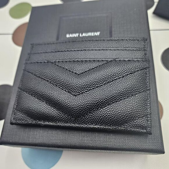 Saint Laurent Quilted Card Case with Iconic Logo - Picture 5 of 6